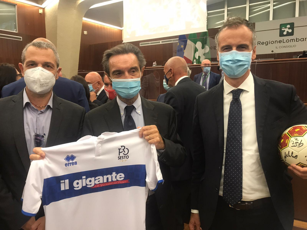 Questa immagine ha l'attributo alt vuoto; il nome del file è pro-sesto-fermi-e-fontana-1024x768.png