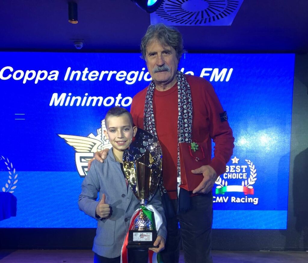 Minimoto, il sestese Luca Rizzi premiato per la vittoria del Trofeo ...