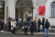 Milano, in piazza Mirabello scoperta una targa per ricordare l’artista Marino Marini