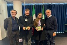 Milano, la Regione premia i due infermieri che hanno salvato la vita a un giovane colto da malore sulla banchina della M2