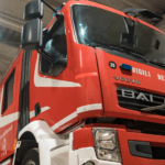 Milano, incendio in un capannone in zona Palmanova