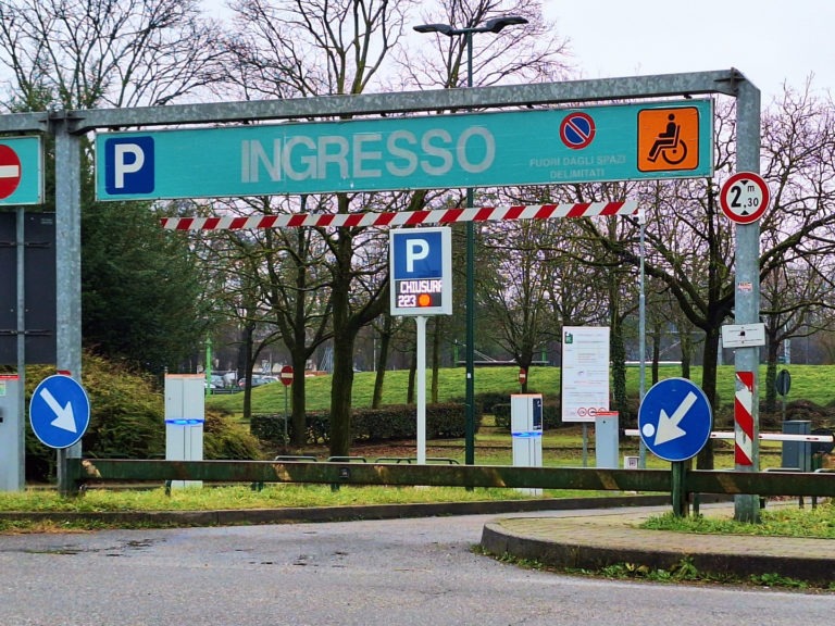 Chiude fino a marzo il parcheggio del Parco Nord di Sesto San Giovanni in via Clerici