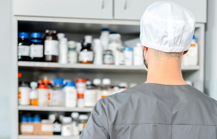 Cinisello Balsamo, nelle farmacie comunali un nuovo ruolo per migliorare il servizio