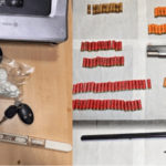 Spaccio di droga e armi in un box: due giovani arrestati dalla Polizia