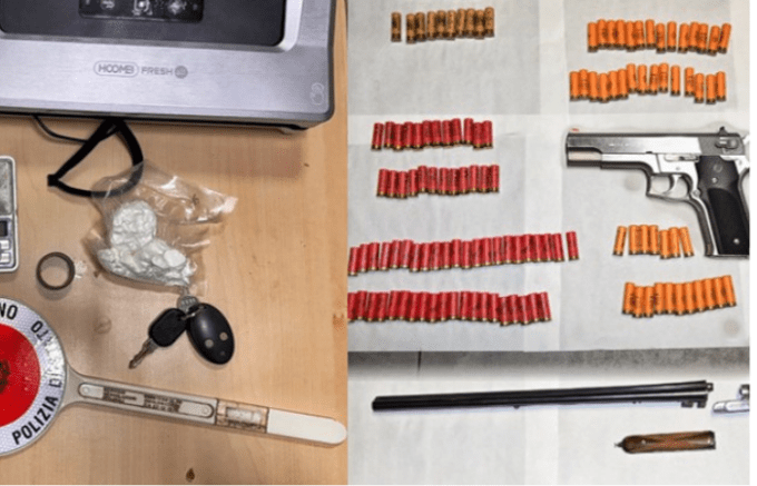 Spaccio di droga e armi in un box: due giovani arrestati dalla Polizia