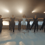 Clara porta Sesto San Giovanni a Sanremo: il videoclip di "Febbre" girato al Palasesto