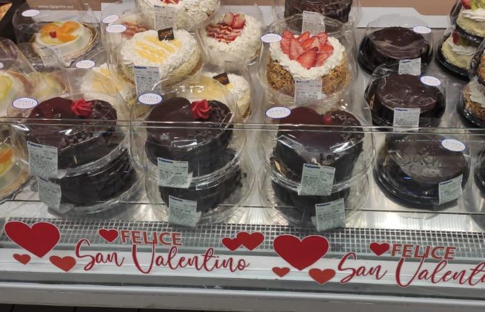 San Valentino, boom di richieste per le torte a forma di cuore