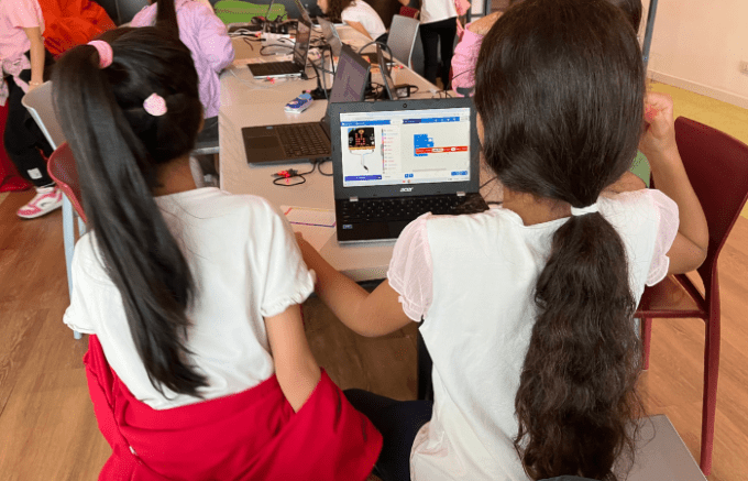 Come rendere le materie scientifiche divertenti: la sfida di RS Italia e Girls Tech a Sesto San Giovanni