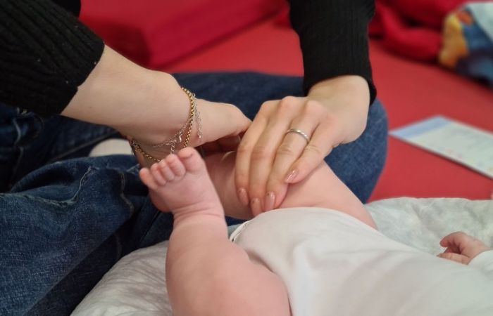 Corso di massaggio infantile al Consultorio Familiare di Sesto San Giovanni