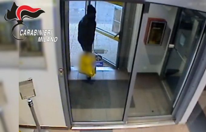Cusano Milanino, i Carabinieri di Sesto San Giovanni arrestano 3 uomini per rapine in un ufficio postale (VIDEO)