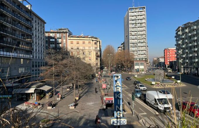 Sesto Rondò, dove la città gira da sempre: ferrovia, cinema e memoria