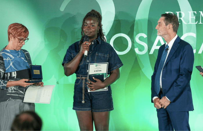 Sesto San Giovanni, la giovane studentessa Mimì Caruso premiata con la Rosa Camuna