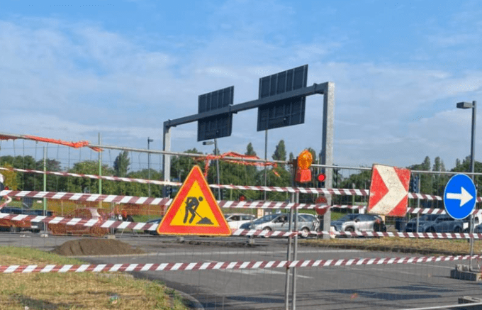 Viale Fulvio Testi, cede il manto stradale: traffico in tilt tra Sesto, Cinisello e Milano