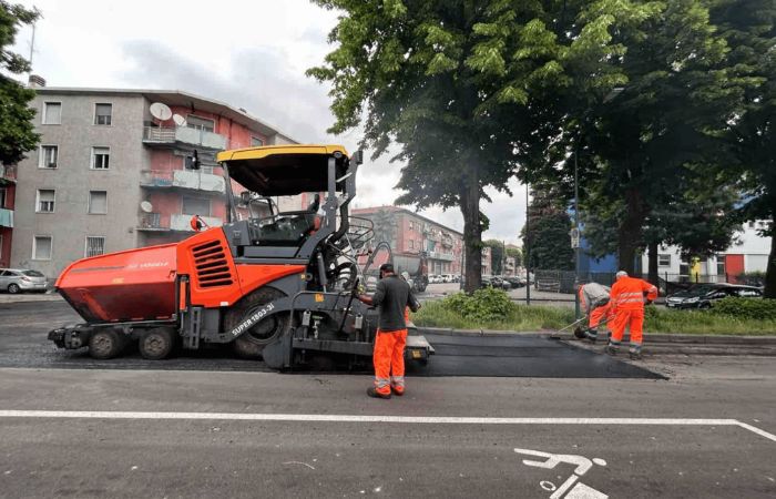 Sesto San Giovanni, lavori notturni in via Carducci: traffico modificato