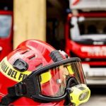 Cinisello Balsamo, incendio al confine con Sesto San Giovanni: evacuate 30 persone