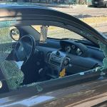 Sesto San Giovanni, vetro dell'auto in frantumi per rubare il porta cellulare