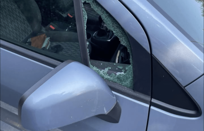 Sesto San Giovanni, nuovi atti vandalici alle auto parcheggiate in via Lombardia