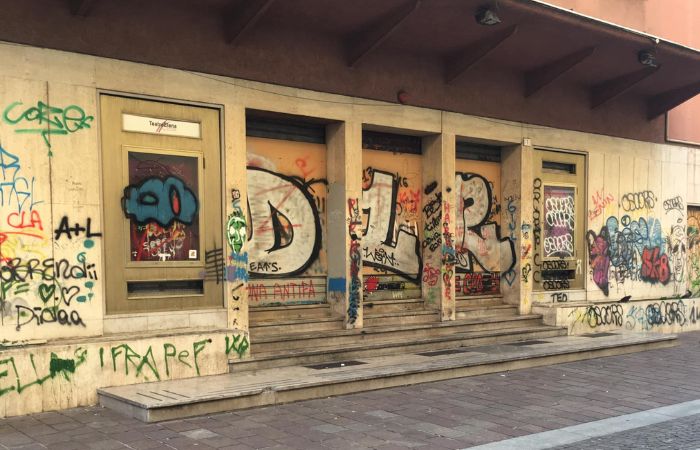 Sesto San Giovanni, al via la demolizione dell'ex Cinema Elena