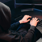 Attacco hacker ai medici di base, dati sanitari rubati e finte mail di pagamento