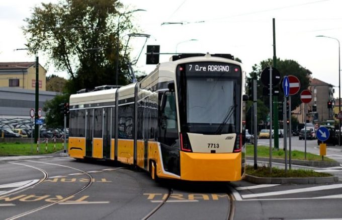 quartiere adriano metrotranvia 7 precotto