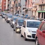 Sesto San Giovanni, traffico e lunghe code dopo la chiusura del tratto di viale Gramsci