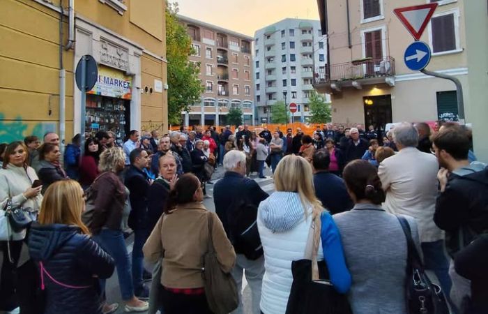 Sesto San Giovanni presidio sicurezza assemblea pubblica