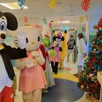 I supereroi in visita ai bambini della Pediatria di Sesto e della Neuropsichiatria di Cinisello