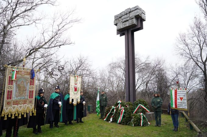 Parco Nord, la cerimonia al Monumento al deportato