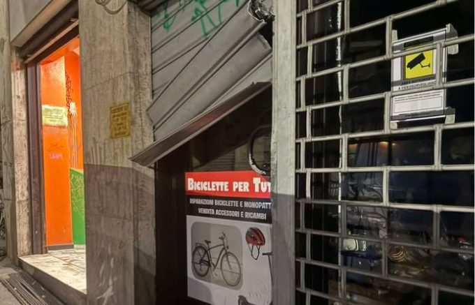 Sesto San Giovanni, furto con scasso in negozio di biciclette