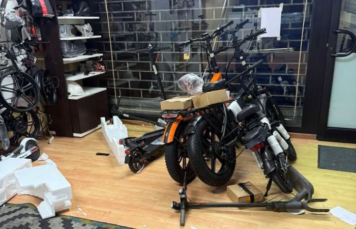 Sesto San Giovanni, furto con scasso in negozio di biciclette
