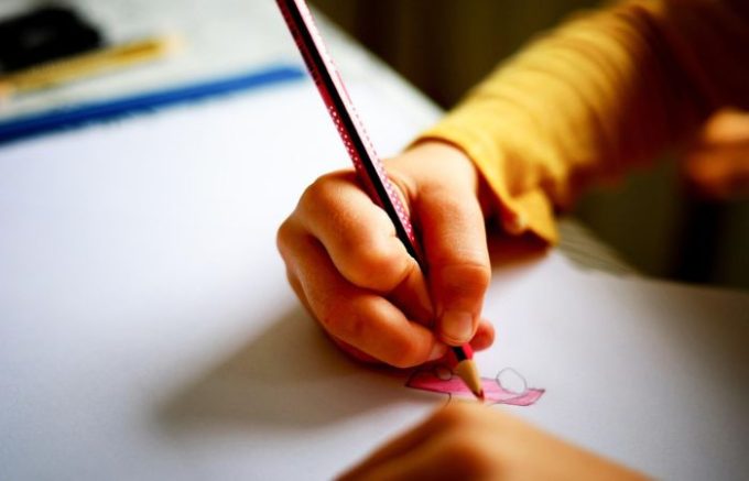 Sesto San Giovanni, aprono le iscrizioni per le scuole