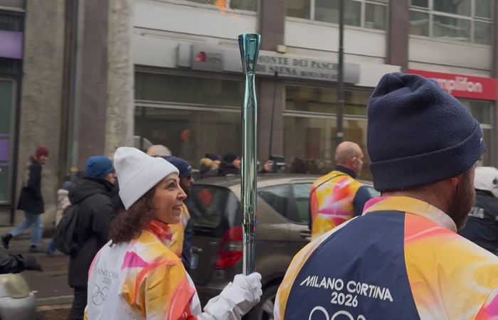 Sesto San Giovanni, folla oceanica per la Fiamma Olimpica