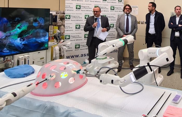 Chirurgia mini invasiva, un nuovo “robot” a disposizione dell’Ospedale di Sesto e del Bassini