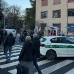 Incidente in centro a Sesto San Giovanni: investita una donna e traffico in tilt