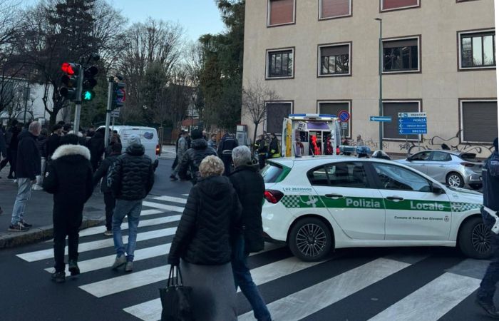 Incidente in centro a Sesto San Giovanni: investita una donna e traffico in tilt