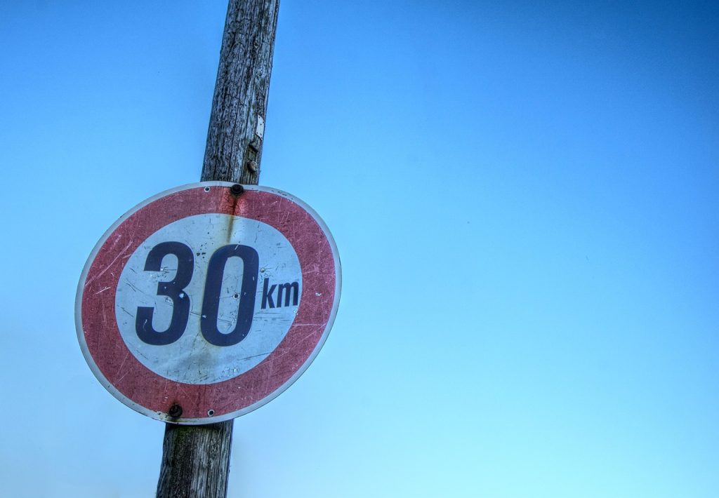Sesto San Giovanni, in via Cadore arriva dosso artificiale e il limite a 30 all’ora