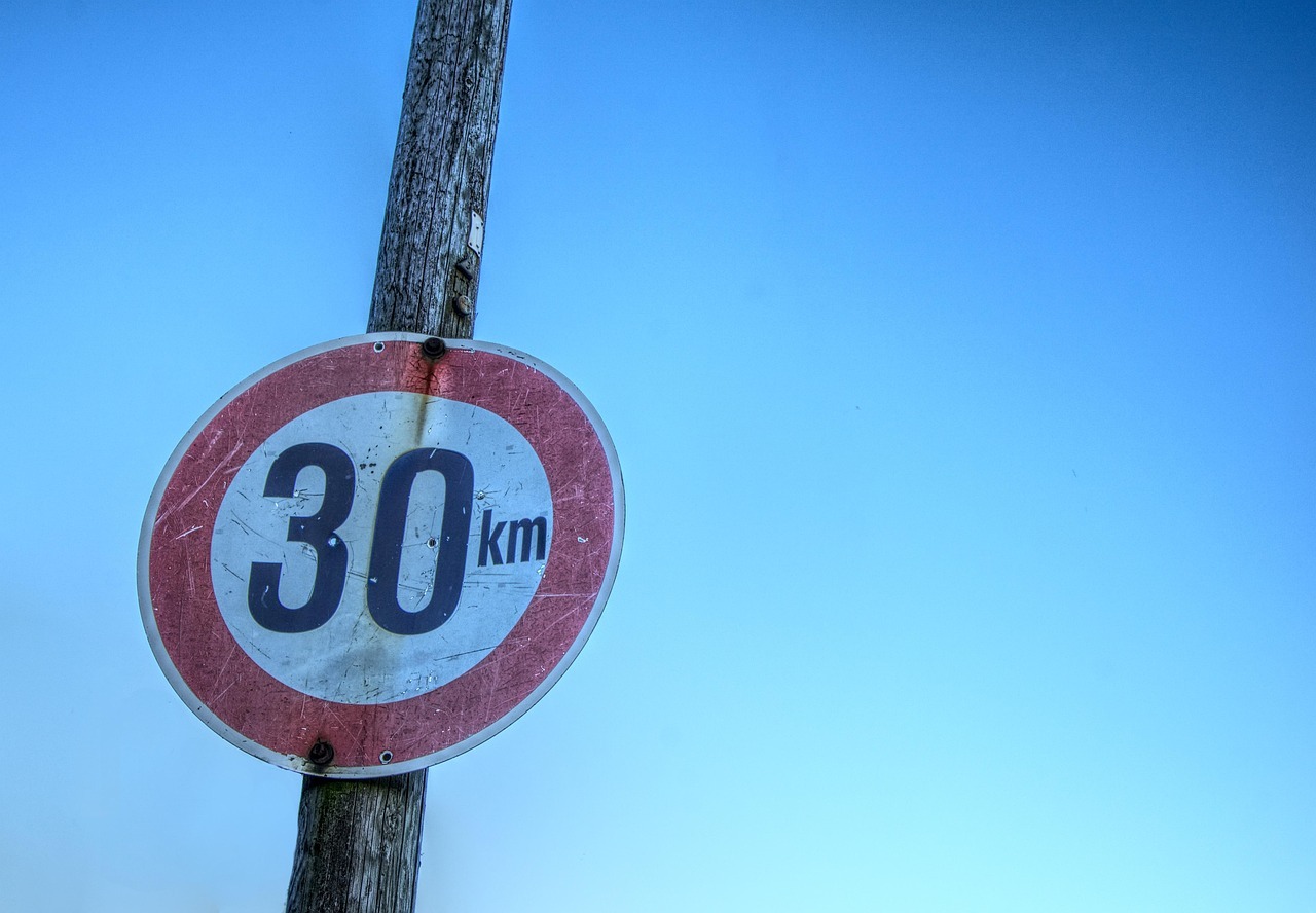 Sesto San Giovanni, in via Cadore arriva dosso artificiale e il limite a 30 all’ora