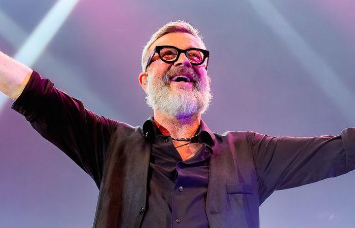 Marco Masini a Sesto San Giovanni per un firmacopie