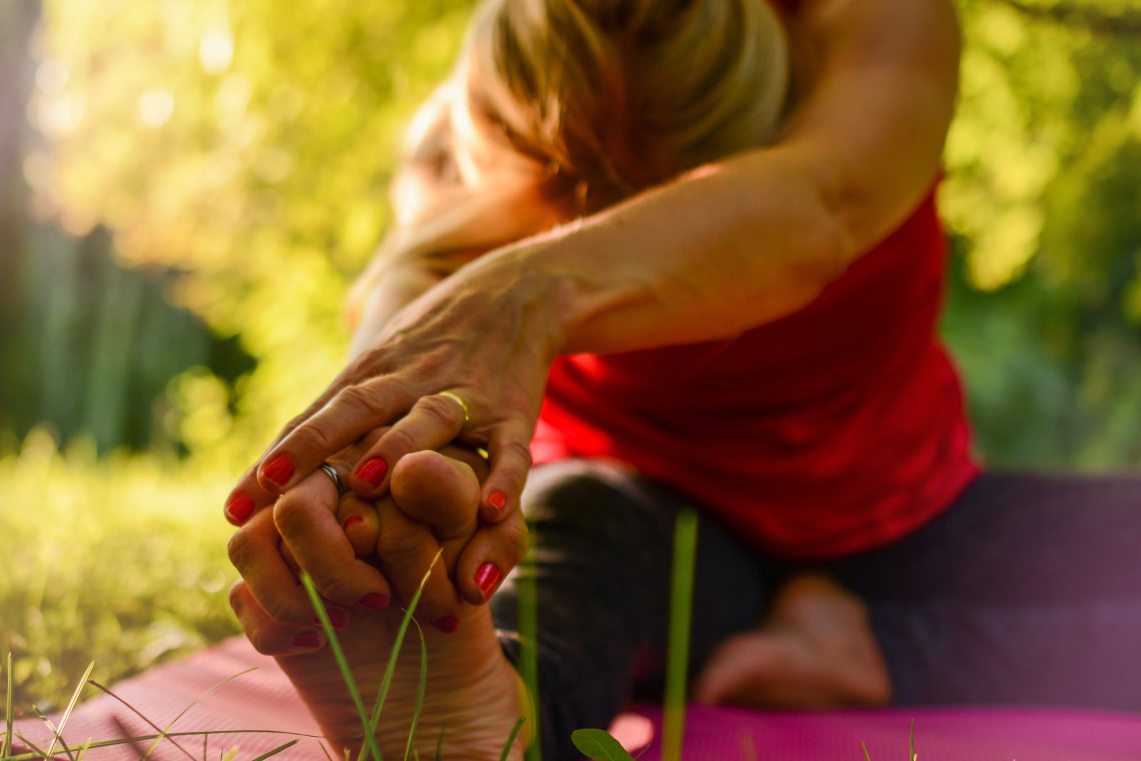 Sesto San Giovanni, una serata dedicata allo yoga all'aperto