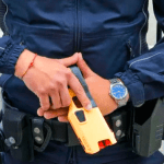 Sesto San Giovanni, Taser alla Polizia Locale: parte la sperimentazione