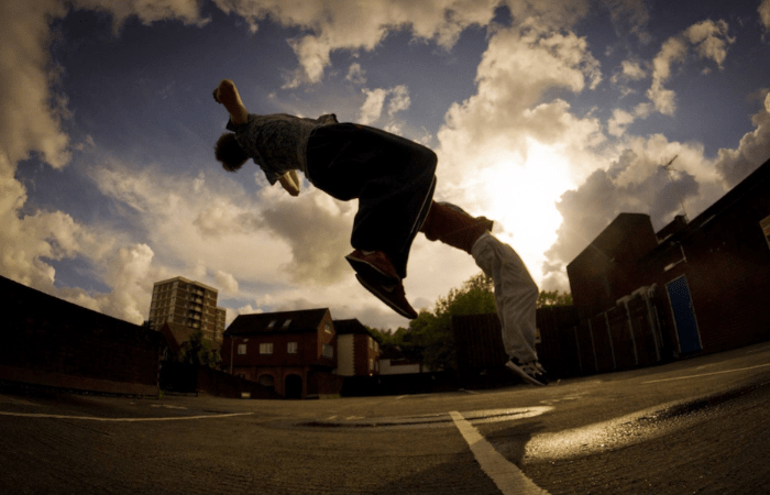 A Sesto San Giovanni un workshop di Parkour per bambini e ragazzi