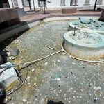 Sesto San Giovanni, i danni alla fontana delle Tartarughe