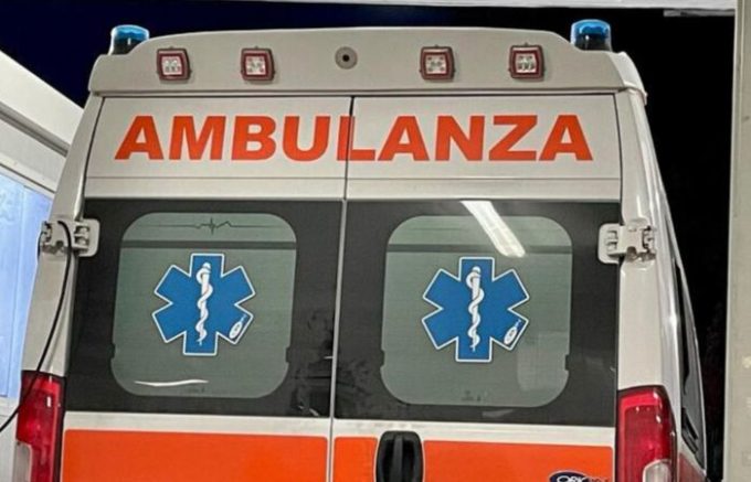 Sesto San Giovanni, tragedia in stazione: uomo investito sui binari