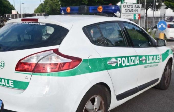 Sesto San Giovanni, multati 15 conducenti di monopattini