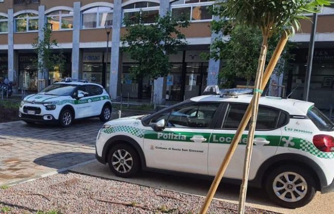 Sesto San Giovanni, controlli della Polizia Locale: sanzioni per monopattini e minimarket