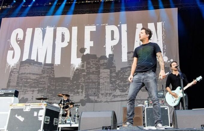 I Simple Plan guidano il festival Slam Dunk 2027 a Sesto