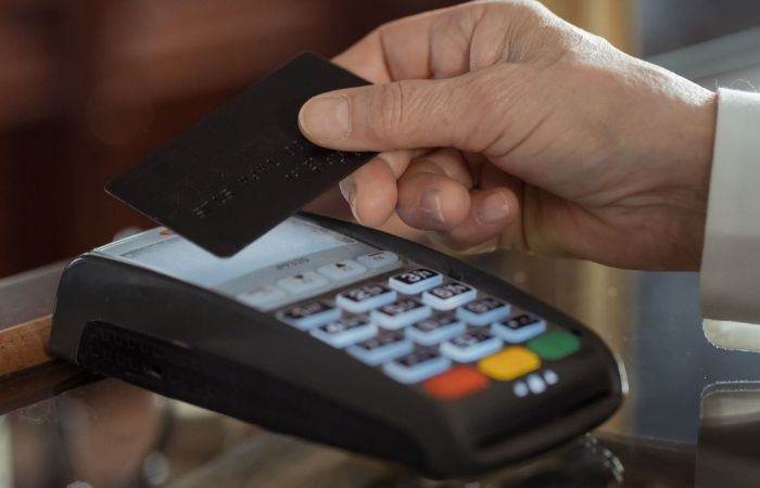 Revolut down in Italia, problemi con app e carte