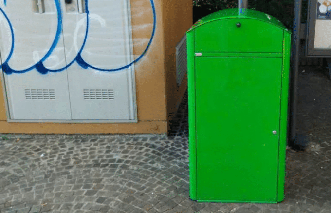A Sesto San Giovanni nuovo contenitore per il vetro in via Gorizia